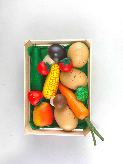 Wooden Veggie and Fruit Set