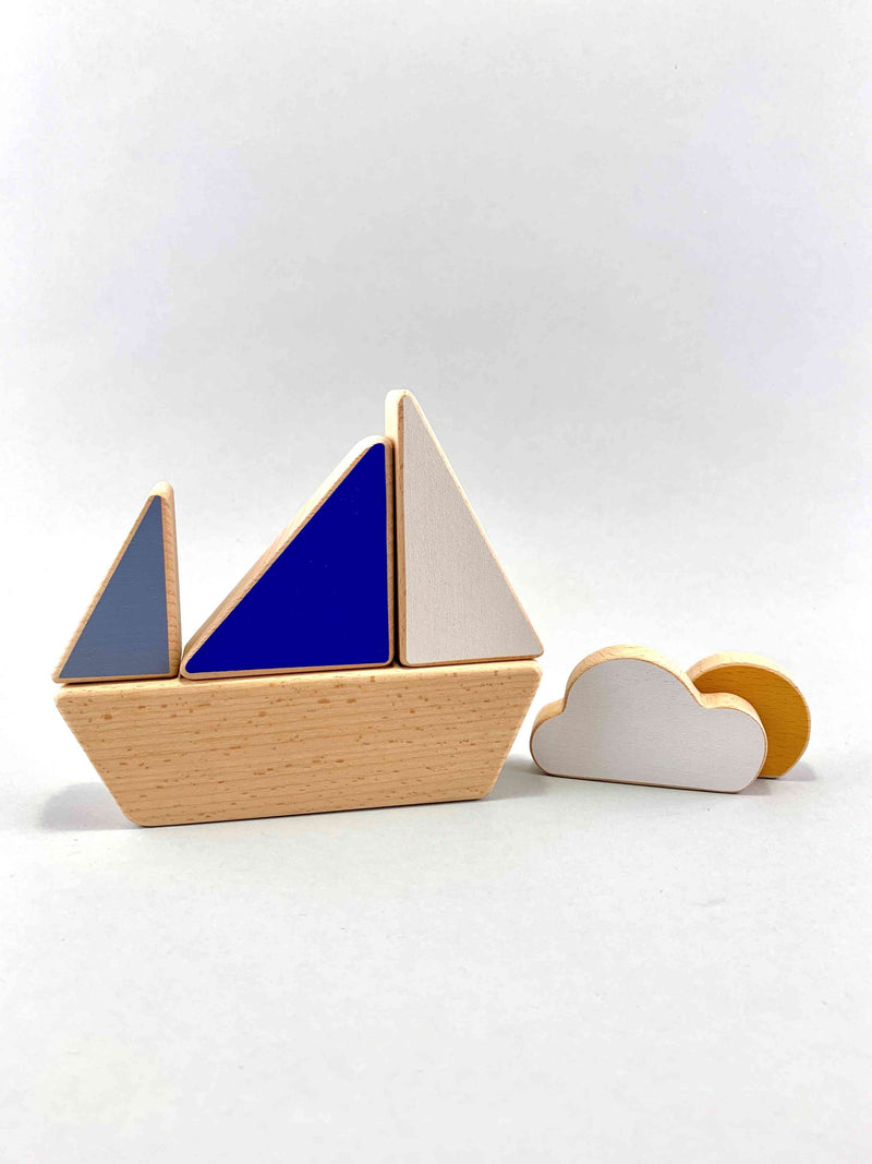 Minimalistic Stacking Boat Toy